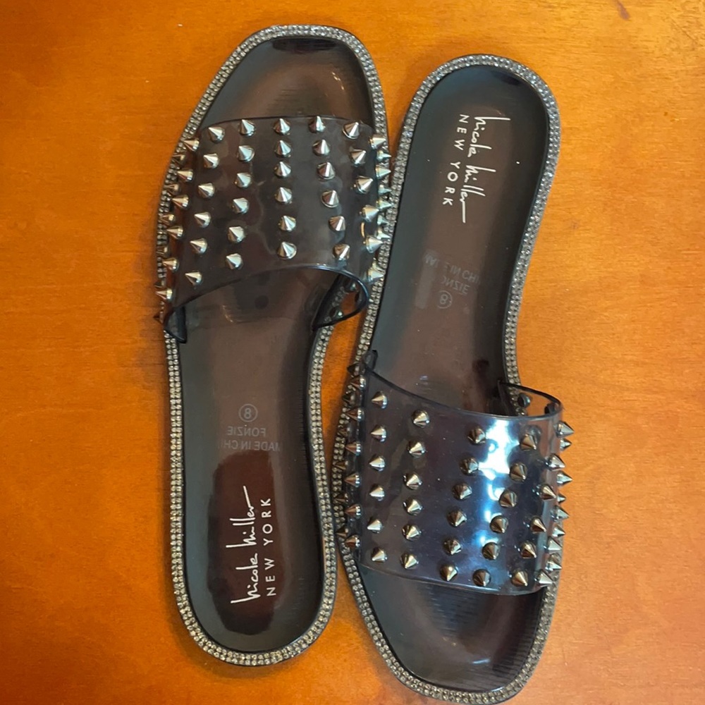 Nicole Miller Slides size 8